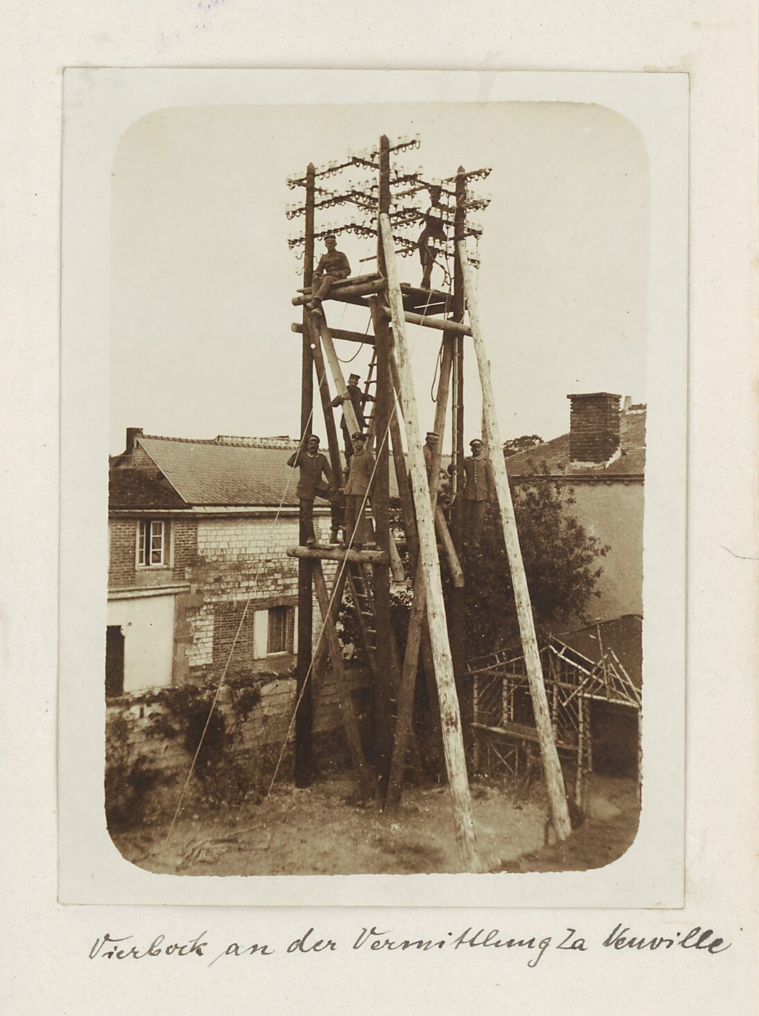 Leitungsbau für Fernsprecher 1916