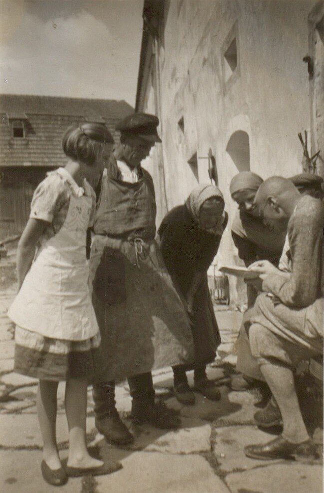 Ein Flurnamensammler bei der Arbeit, 1935