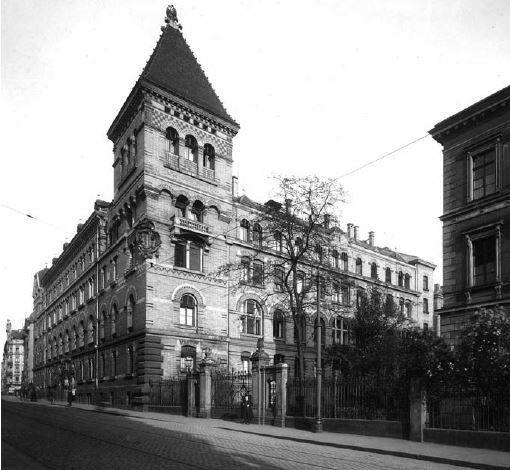 Gebäude Wächterstraße 5, Sitz des Polizeipräsidiums Leipzig und der Staatspolizeistelle Leipzig um 1905 (Stadtarchiv Leipzig, BA 1981/11085)