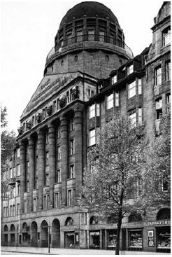 Gebäude Adolf-Hitler-Str. 12, Sitz der Devisenstelle Leipzig, um 1930 (Stadtarchiv Leipzig, BA 1977/2528)
